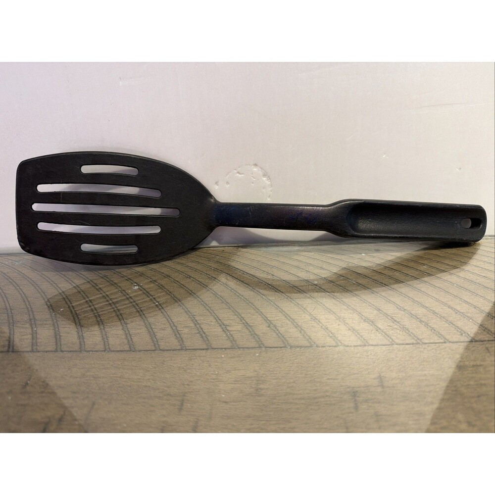 Pampered Chef Black Nylon Slotted Spatula 12.5” 2351 Flipper Turner Heat Resist